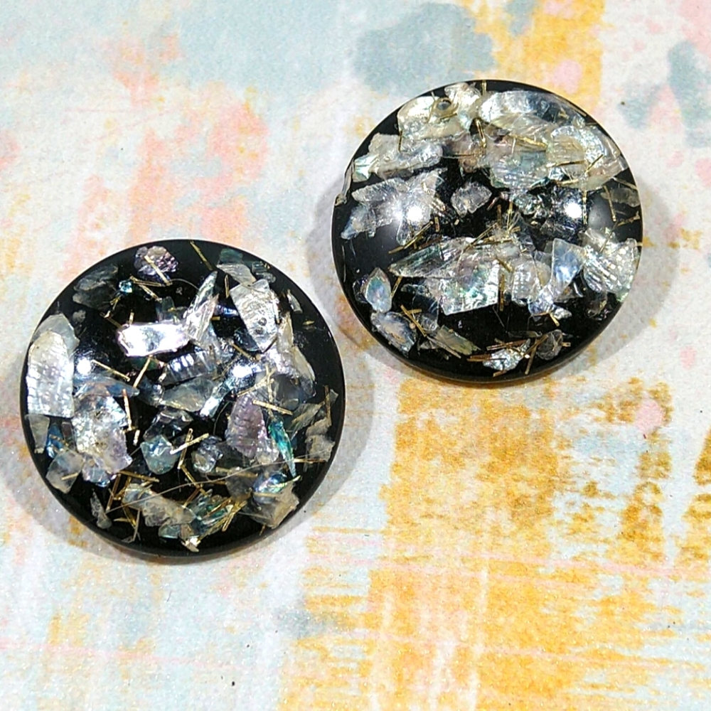 Vintage round statement flecked shimmer earrings